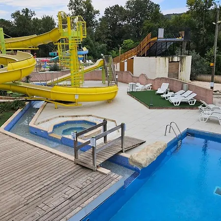 مكان تخييم Mobil-home Confortable - 4 Pers. - Api-1-52-2506 Hyères